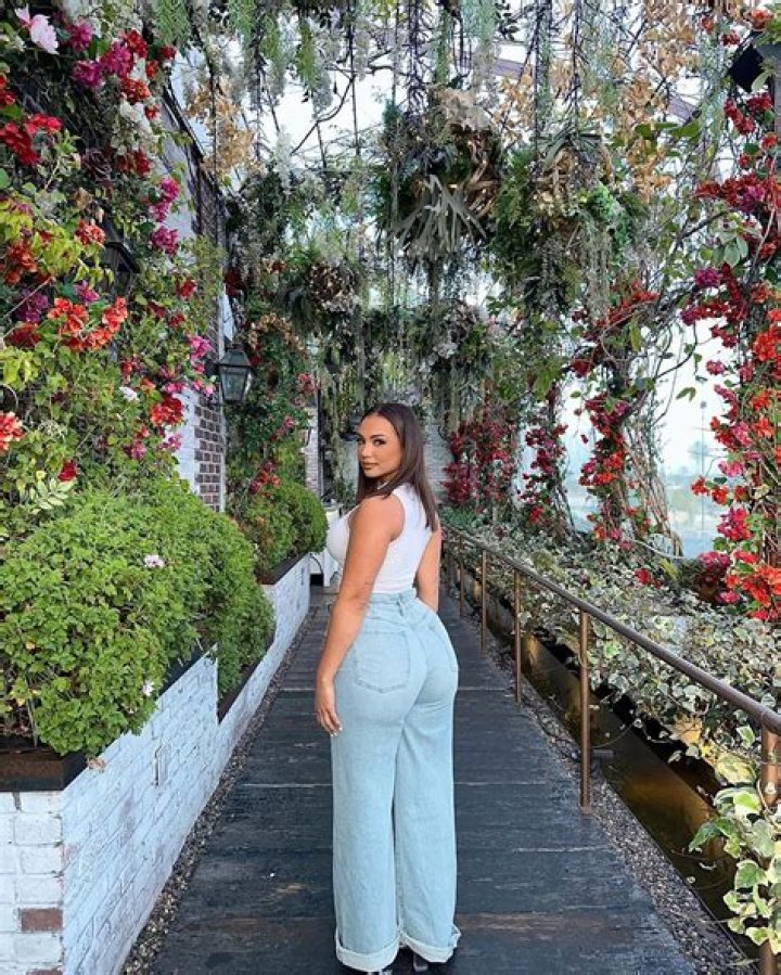 Camila Bernal (CNN) Bio, Wiki, Age, Husband, Salary, Family, Height ·
