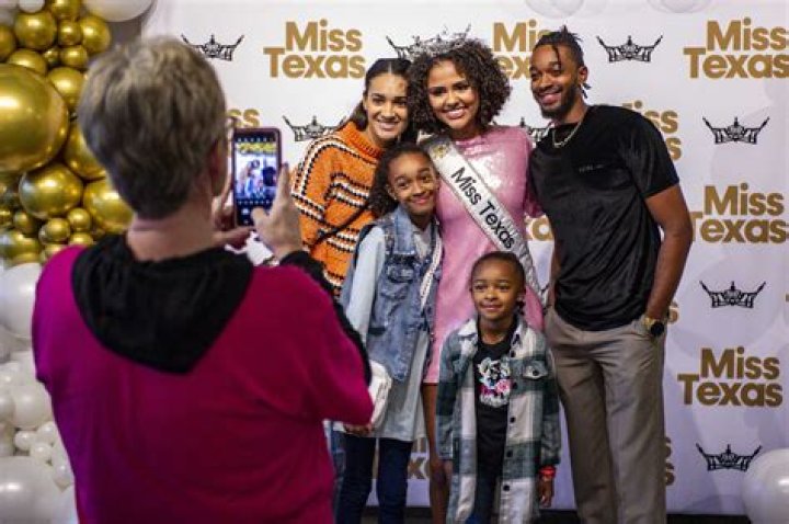 Ellie Breaux (Miss Texas) Wiki, Biography, Age, Height, Parents, Boyfriend, Ethnicity |