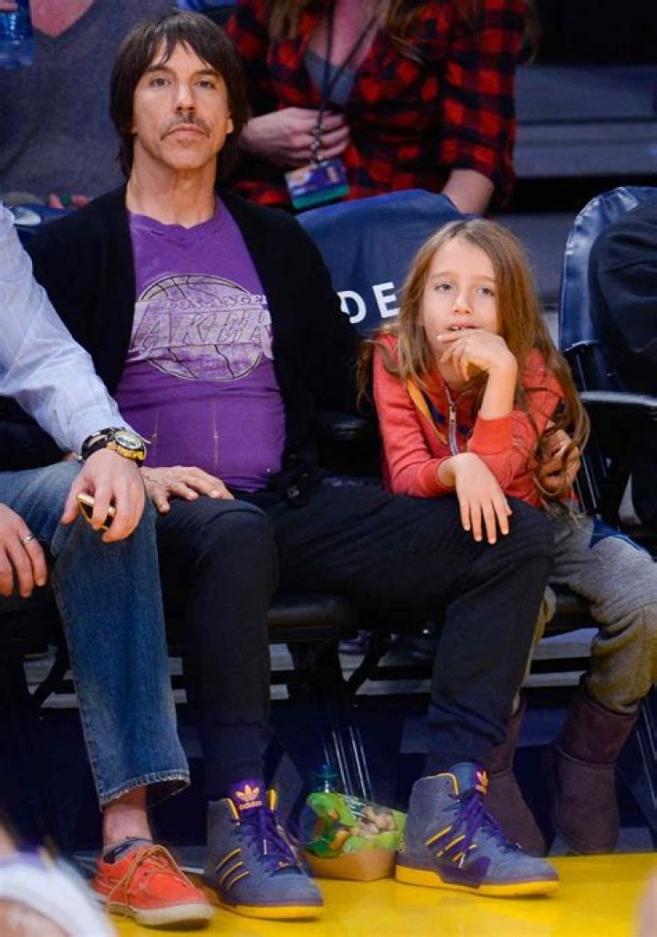 Everly Bear Kiedis: A Comprehensive Guide to the Life, Career, and Legacy of the Musical Prodigy