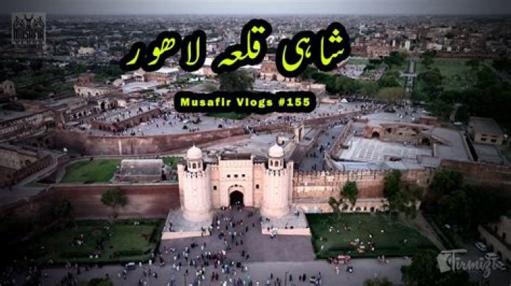 Exploring the Captivating Images of Sarah Shahi: A Visual Journey