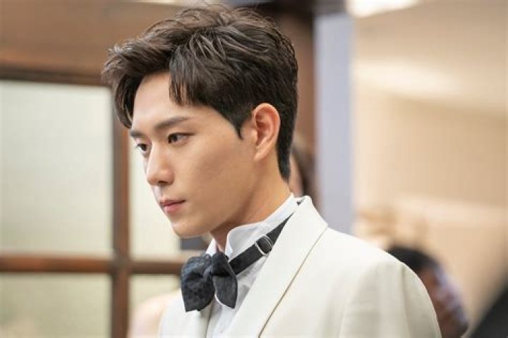 Exploring the Life and Career of Kim Young-Dae