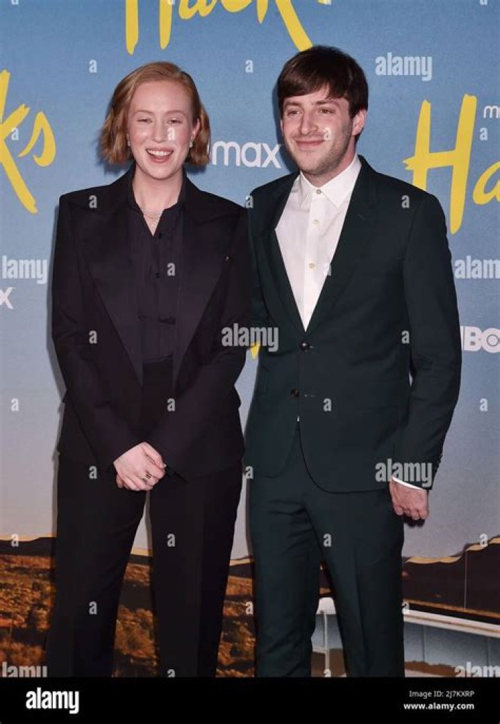 Hannah Einbinder And Alex Edelman See How It Began For The Pair ·