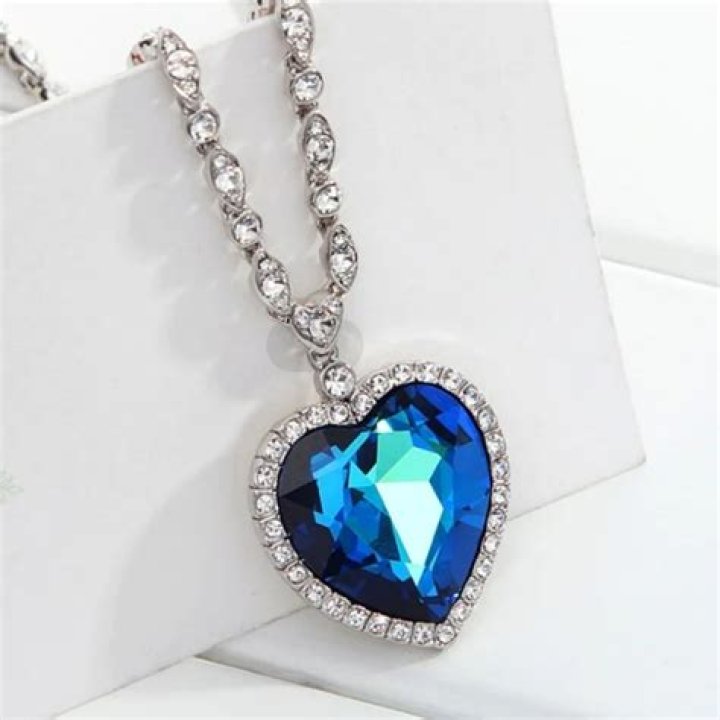Heart of the Ocean Necklace: A Timeless Symbol of Love and Elegance