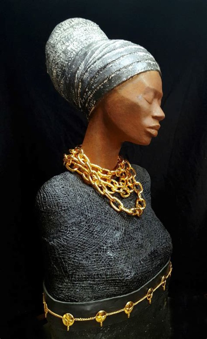 Lelasonha Erome: Unveiling the Fascinating Story Behind the Iconic Figure