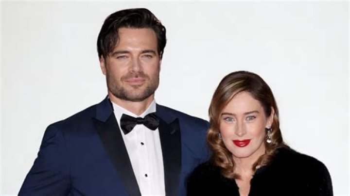 Unveil The Captivating Story Behind "Giulio Berruti And Maria Elena Boschi Engaged"