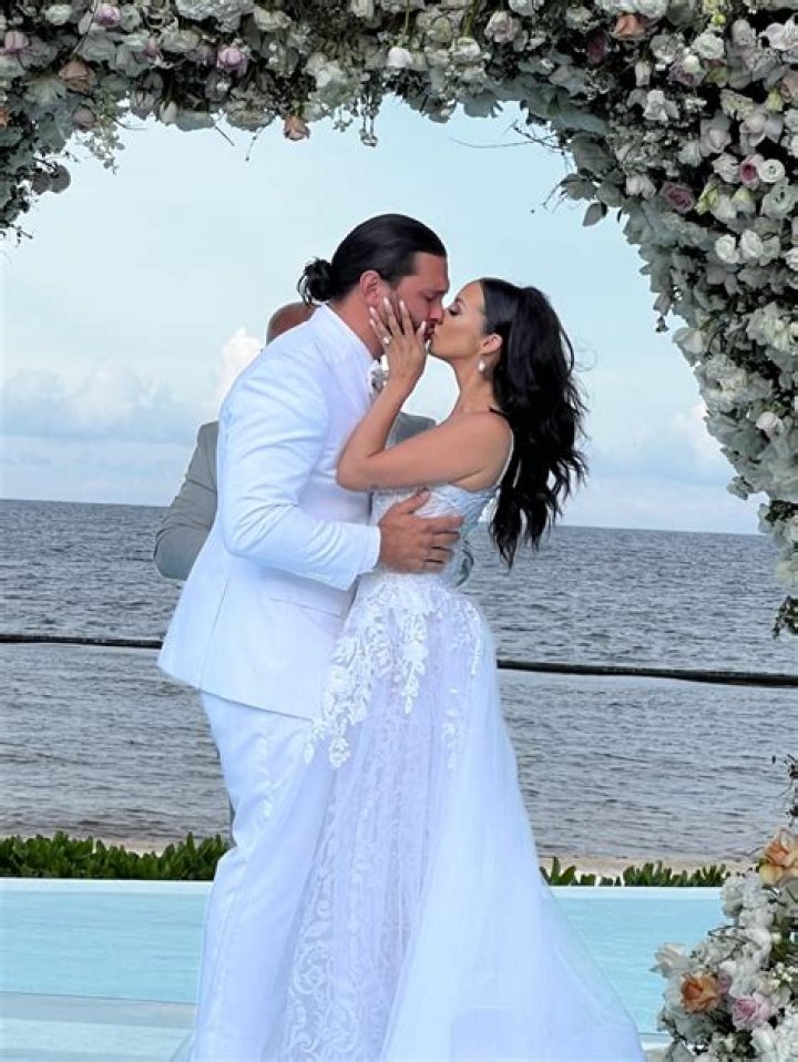 Unveil The Enchanting Details Of Sheana Shay's Dreamy Wedding