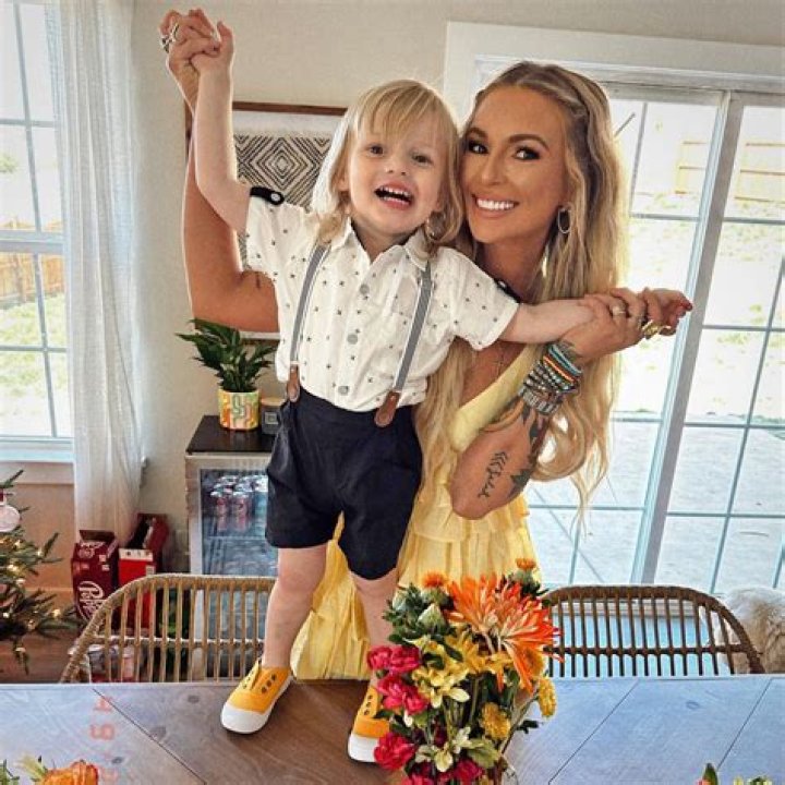 Who is KT Smith aka Katie Dell Smith? Morgan Wallen’s Baby Momma, Age, Wiki, Bio Instagram