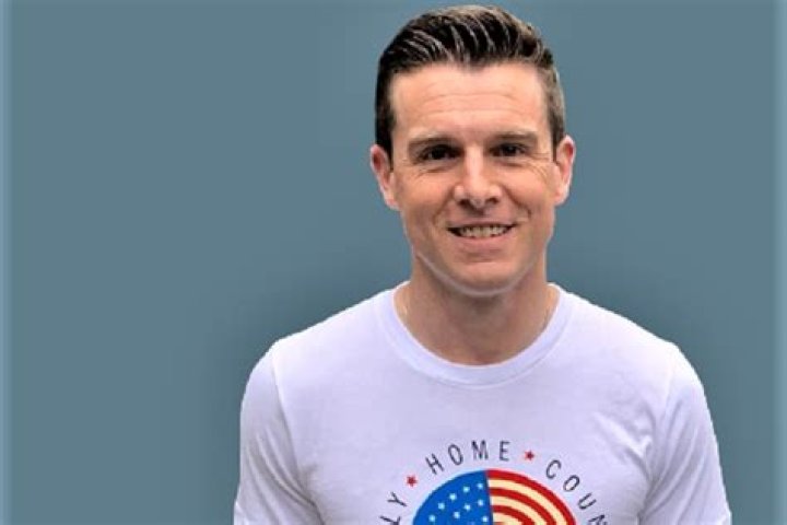 Who Is Phil Mattingly? Who Is He Married To? Explore His Net Worth, & Wikipedia Details